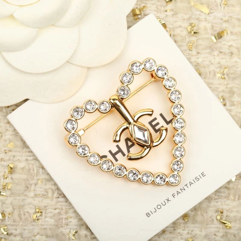 Chanel Brooches Neat 230807
