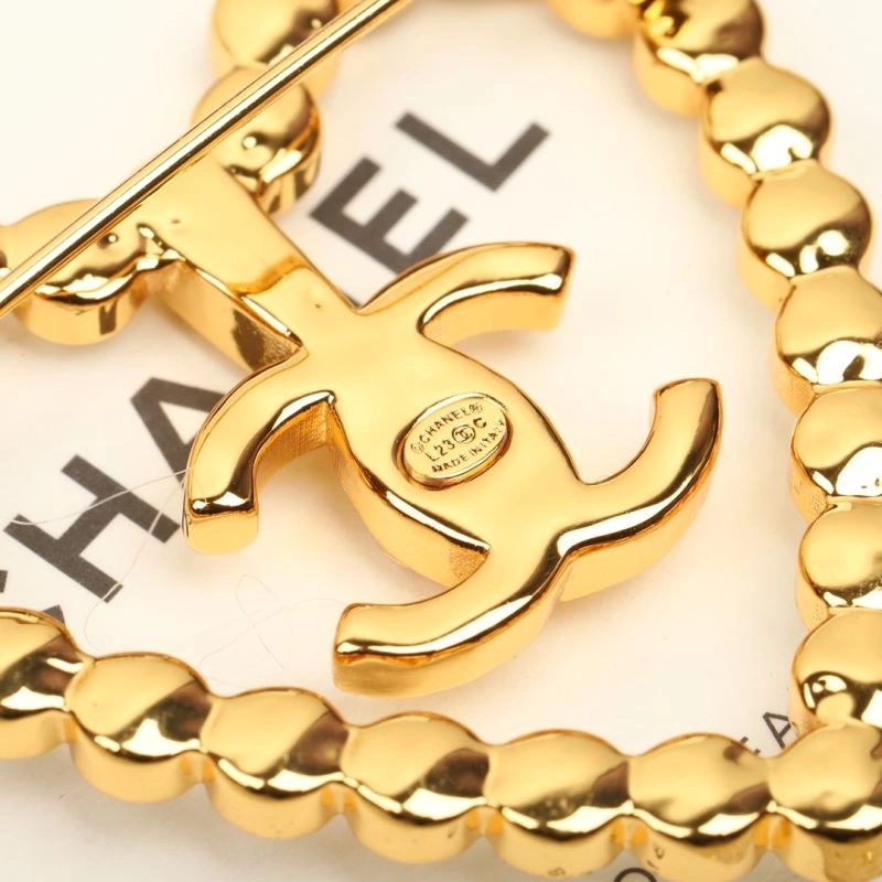 Chanel Brooches Neat 230807