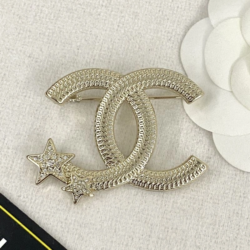 SoftTouch Chanel Brooches 230783