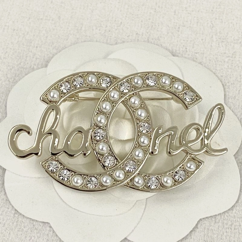 Chanel Brooches UrbanStyle 230799