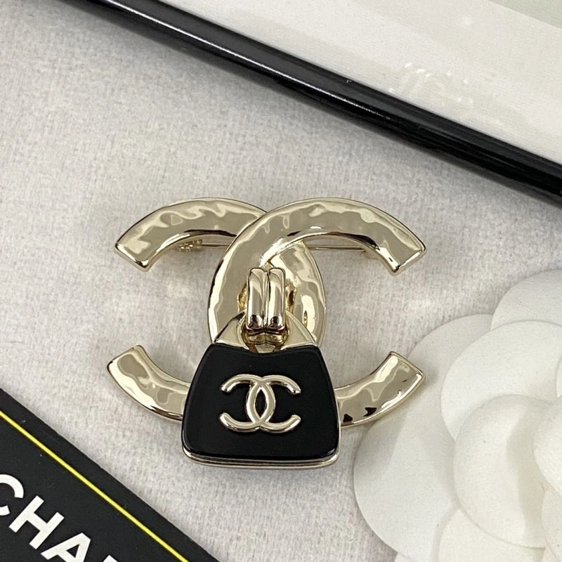 Chanel Brooches Minimalist 230849