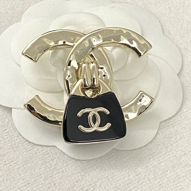 Chanel Brooches Minimalist 230849
