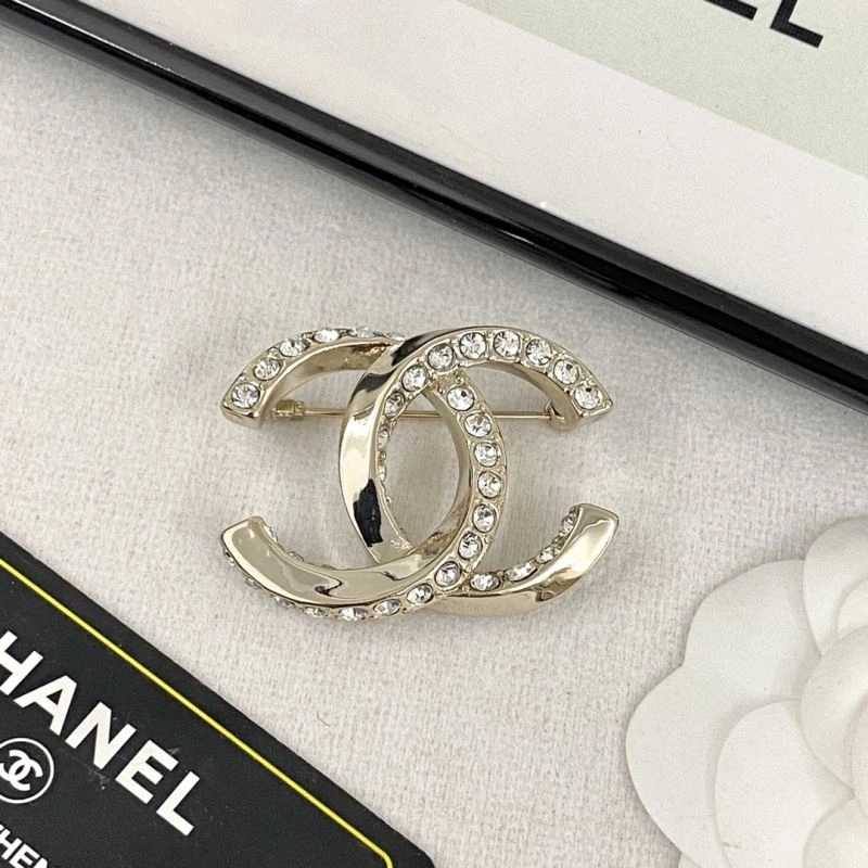 Sustainable Chanel Brooches 230779