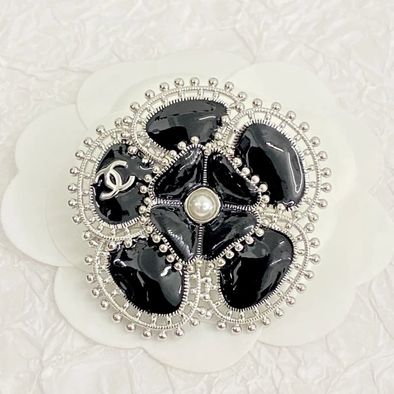 Soft Chanel Brooches 230771