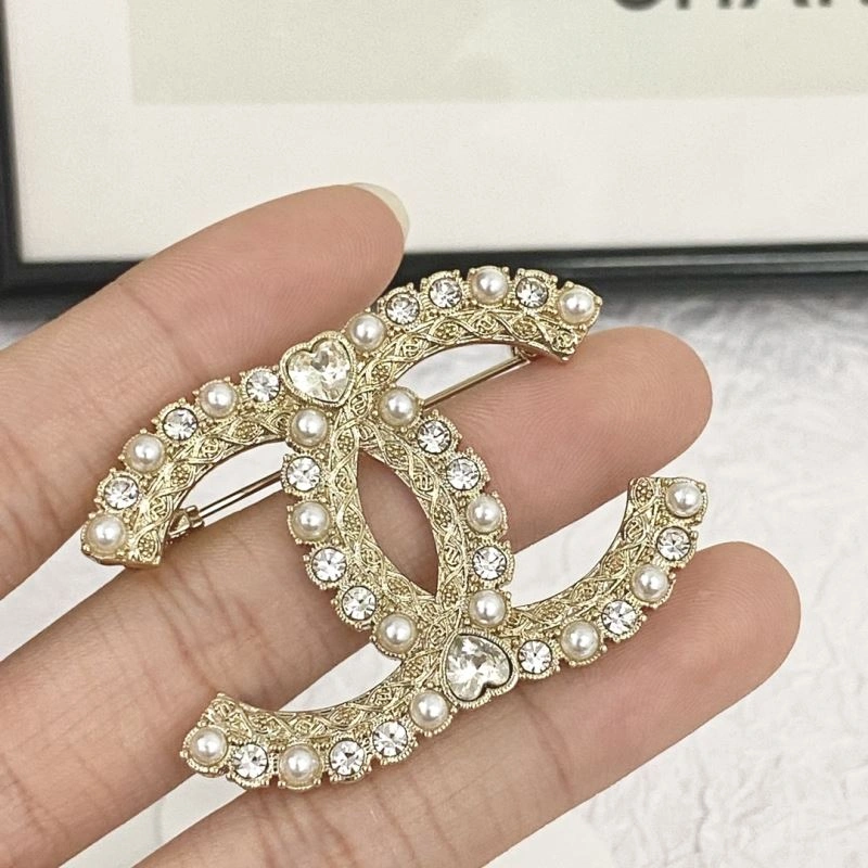 FastDry Chanel Brooches 230772