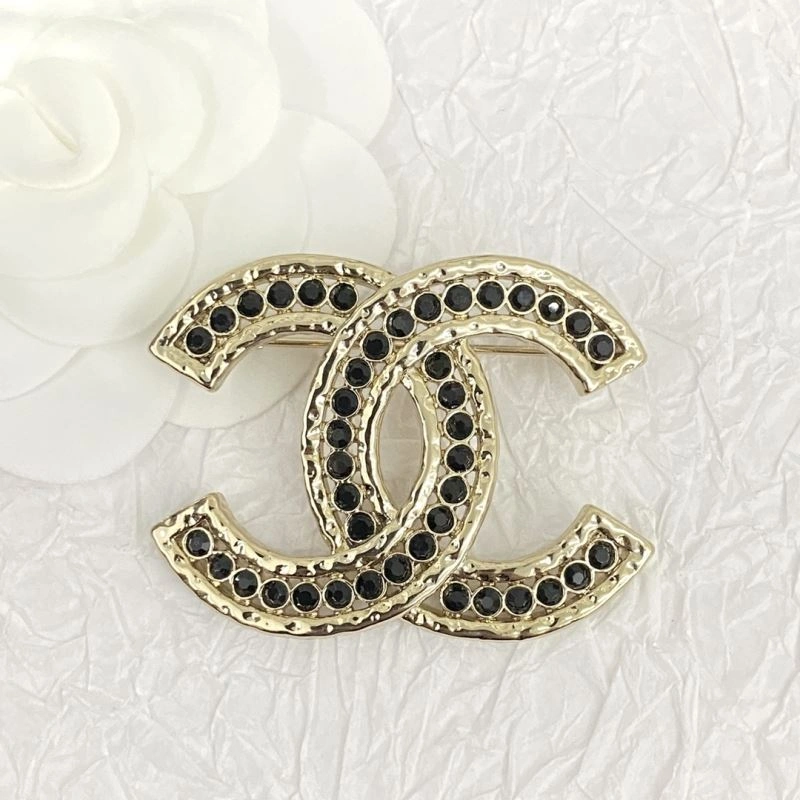 Chanel Brooches Sleek 230784
