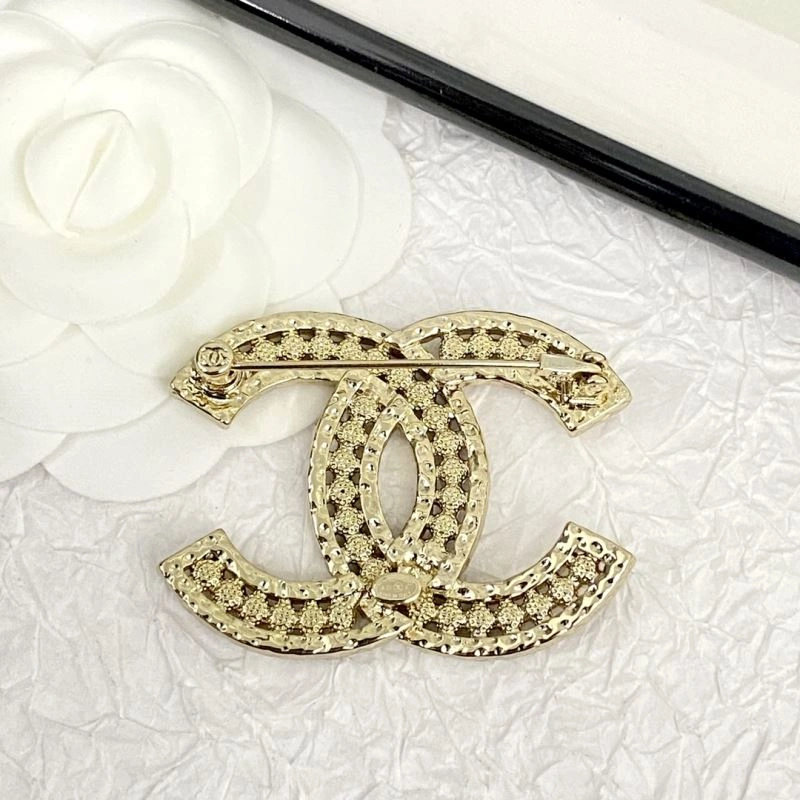 Chanel Brooches Sleek 230784