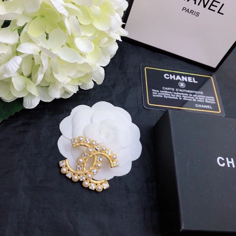 Timeless Chanel Brooches 230828