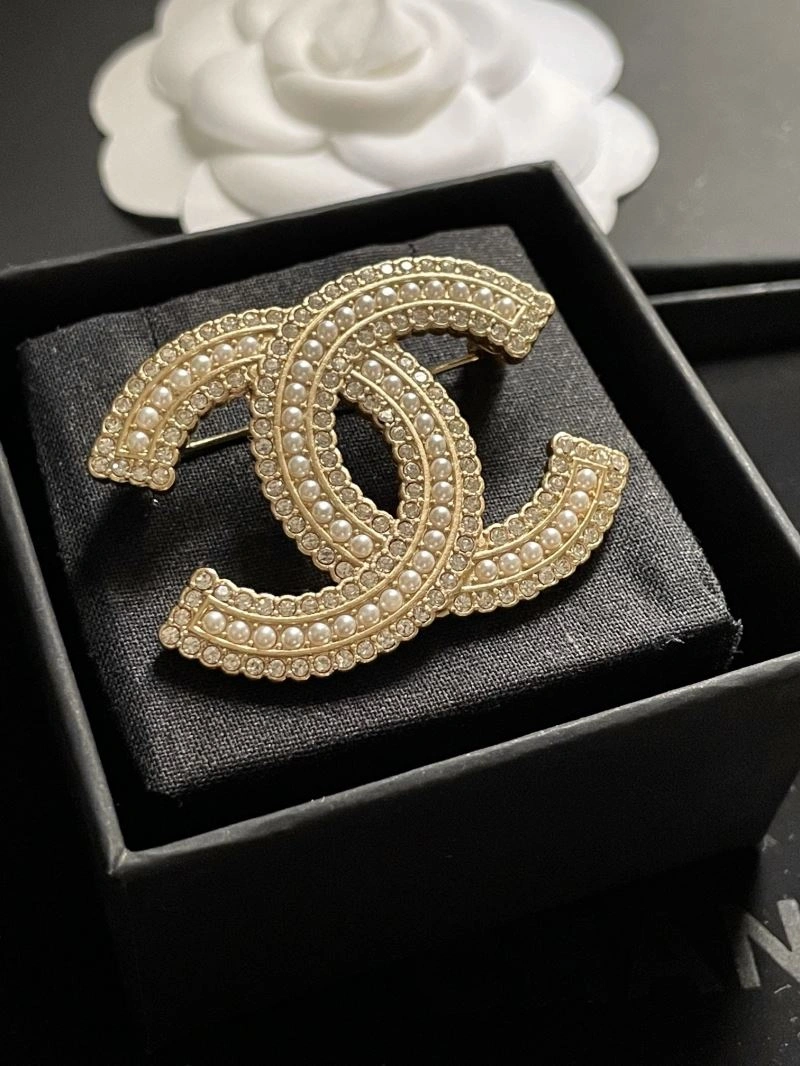 Upgraded Chanel Brooches 230795