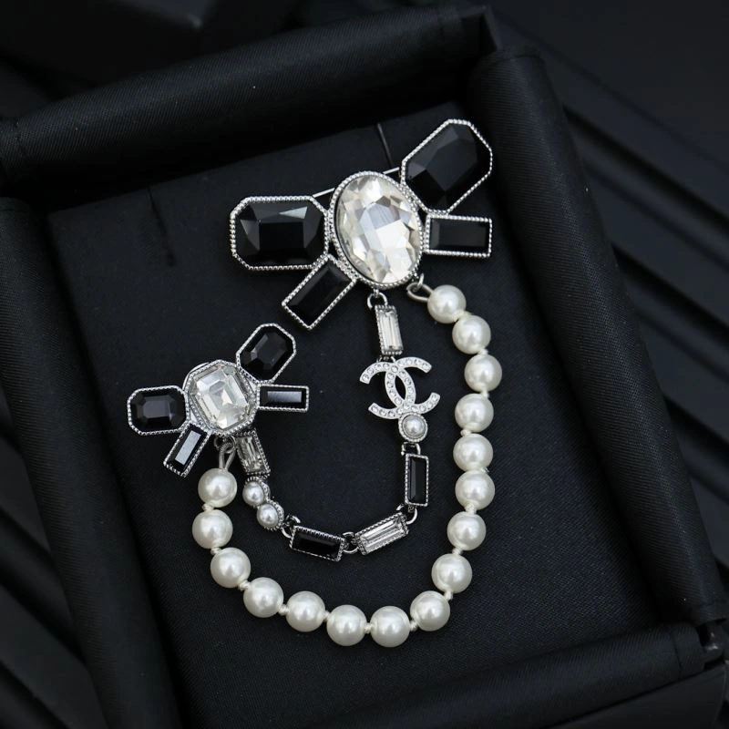 Chanel Brooches DailyWear 230788