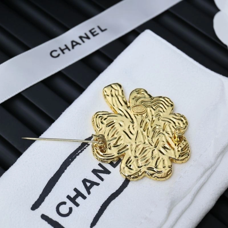 Upgraded Chanel Brooches 230749
