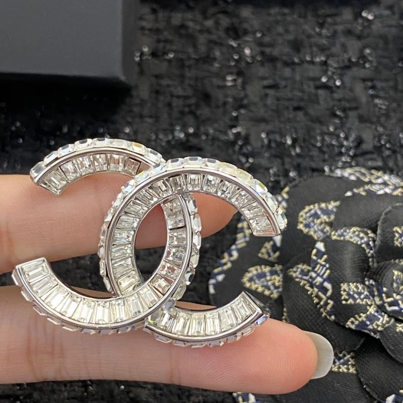 Chanel Brooches Breathable 232372