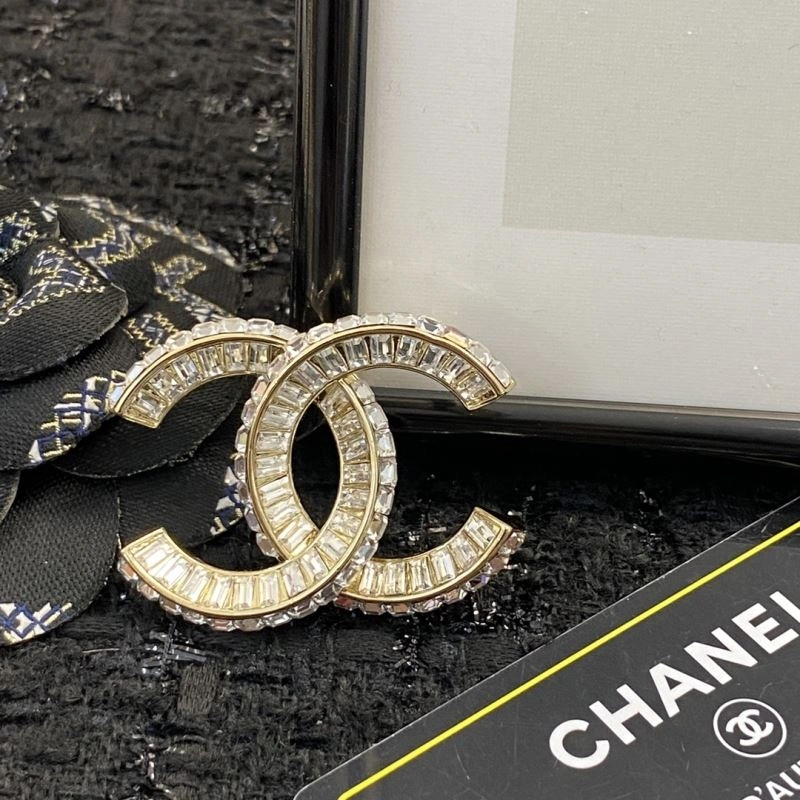 Chanel Brooches Breathable 232372