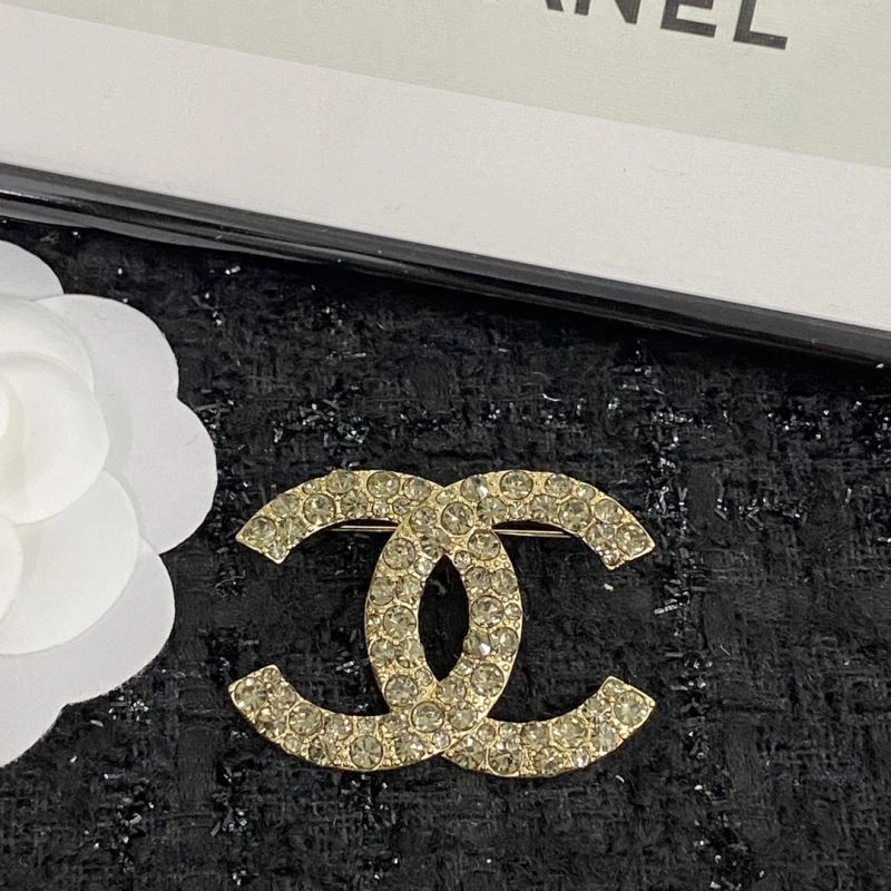 Chanel Brooches Premium 232378