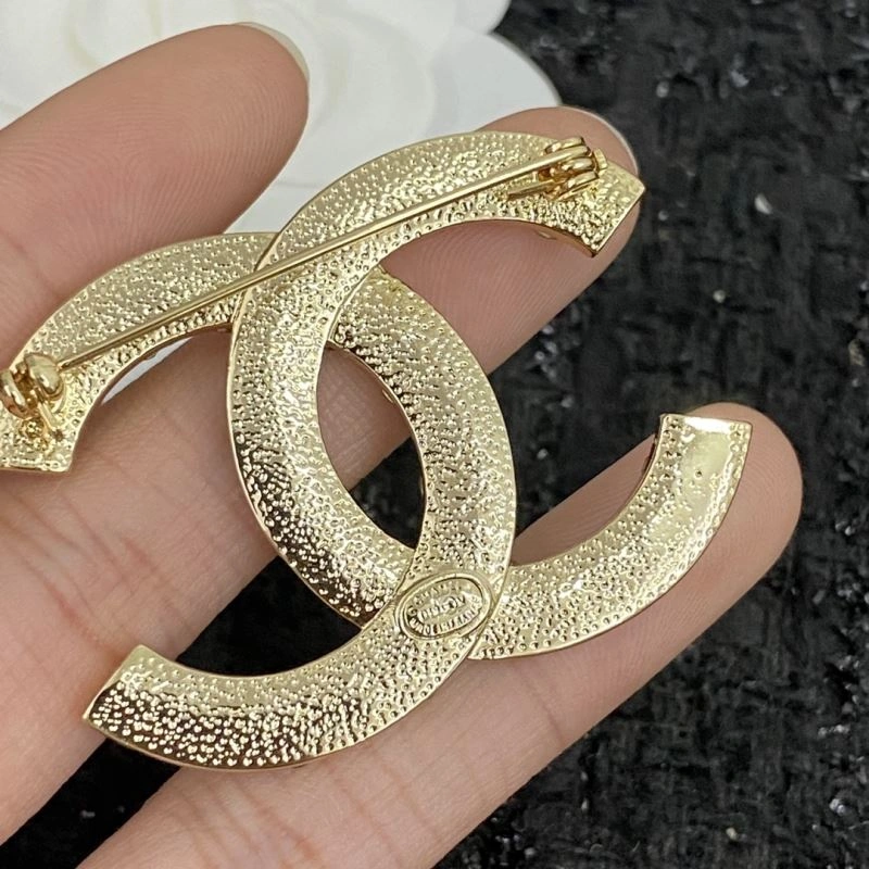 Chanel Brooches Premium 232378