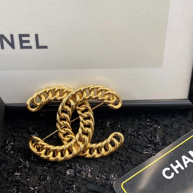 Unisex Chanel Brooches 232481