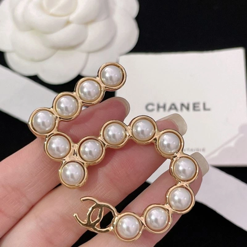 Chanel Brooches Premium 232373