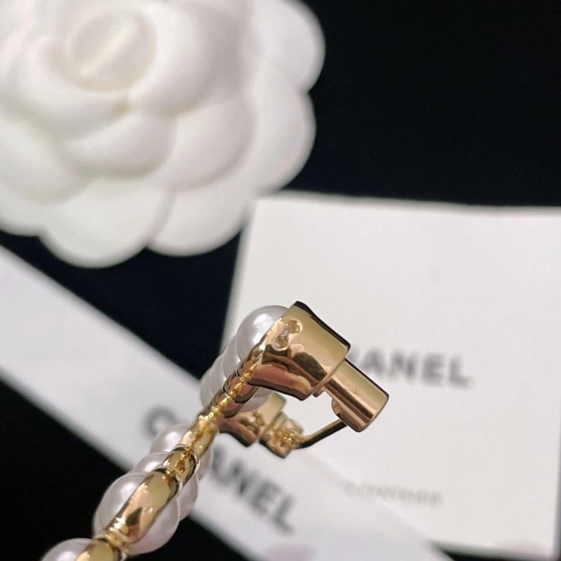 Chanel Brooches Premium 232373