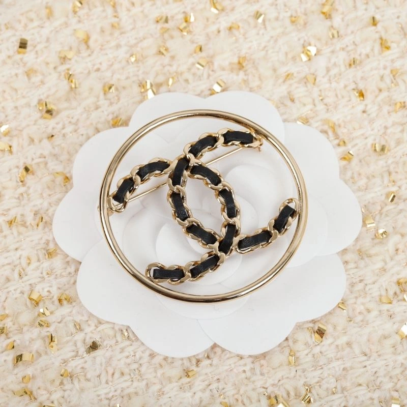 Chanel Brooches ZipUp 232364