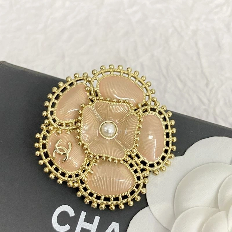OnTrend Chanel Brooches 232354