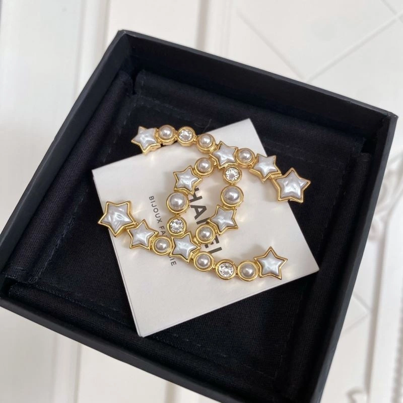 Chanel Brooches Versatile 232375