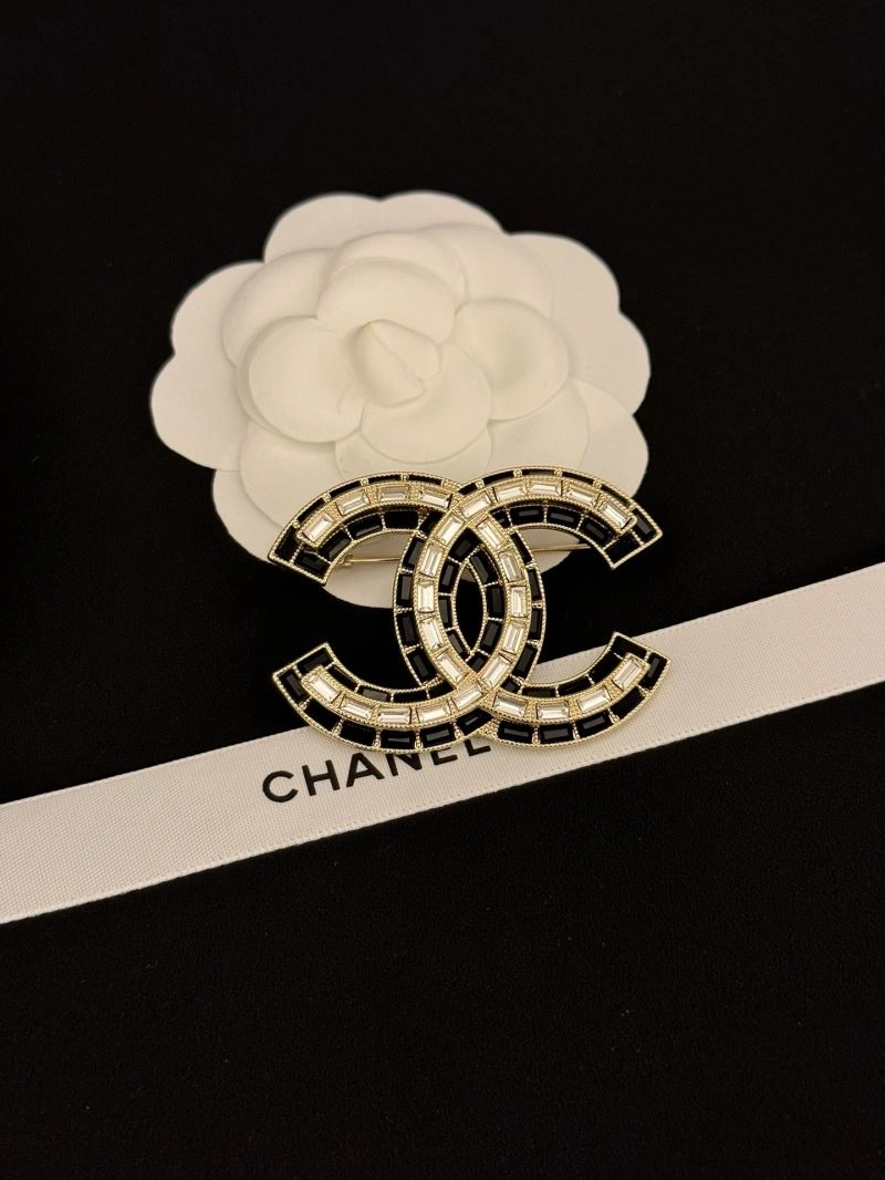 Chanel Brooches Unique 232345