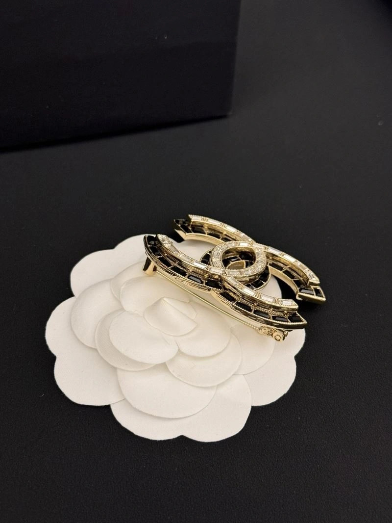 Chanel Brooches Unique 232345