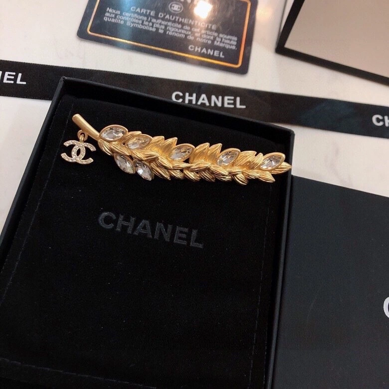 SmartChoice Chanel Brooches 232351