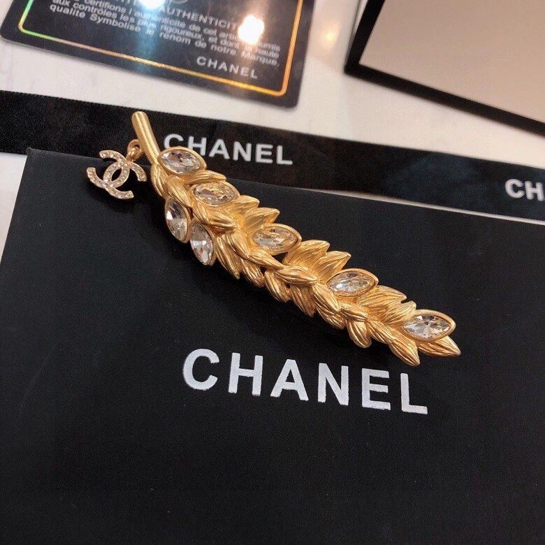 SmartChoice Chanel Brooches 232351