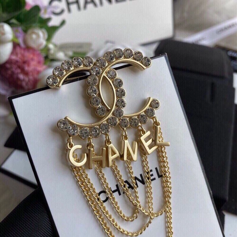 Chanel Brooches Comfortable 232405