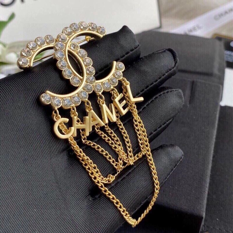 Chanel Brooches Comfortable 232405