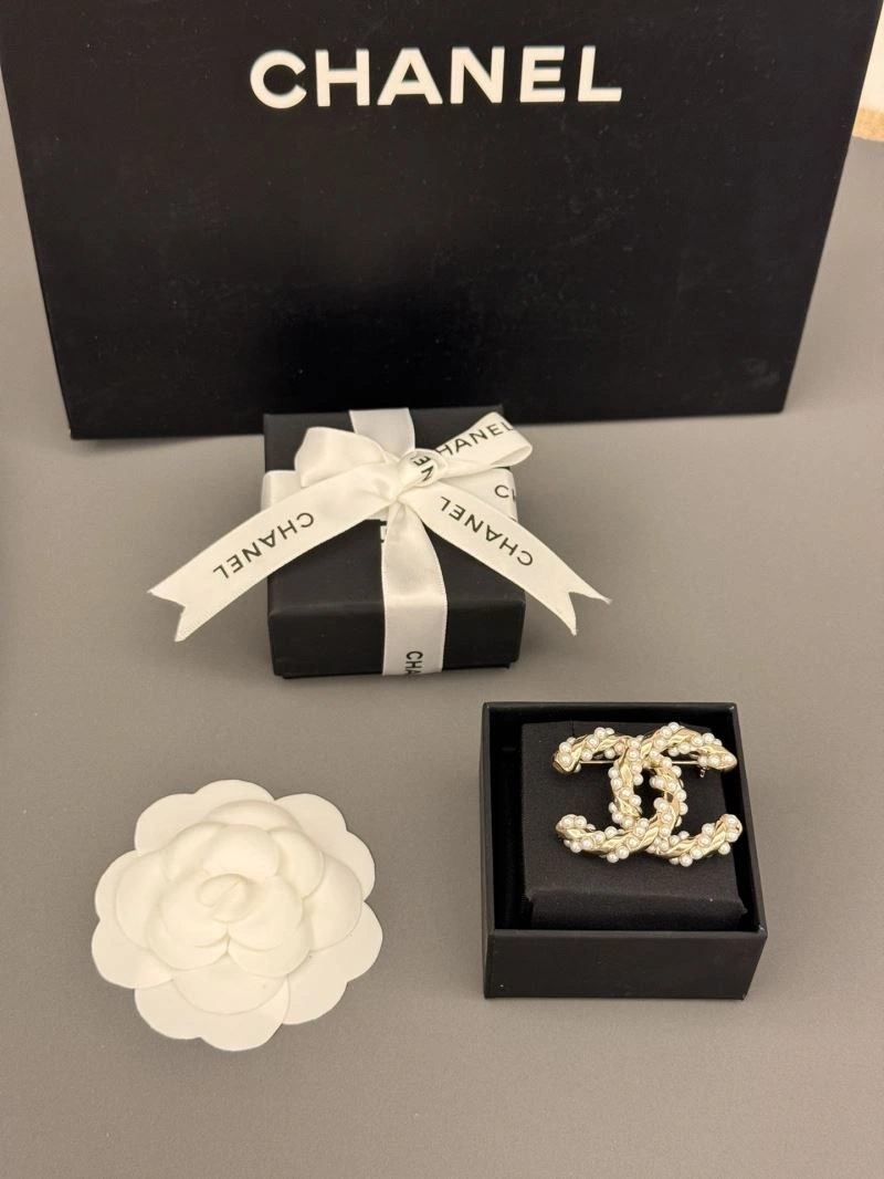 Chanel Brooches Upgraded 232336