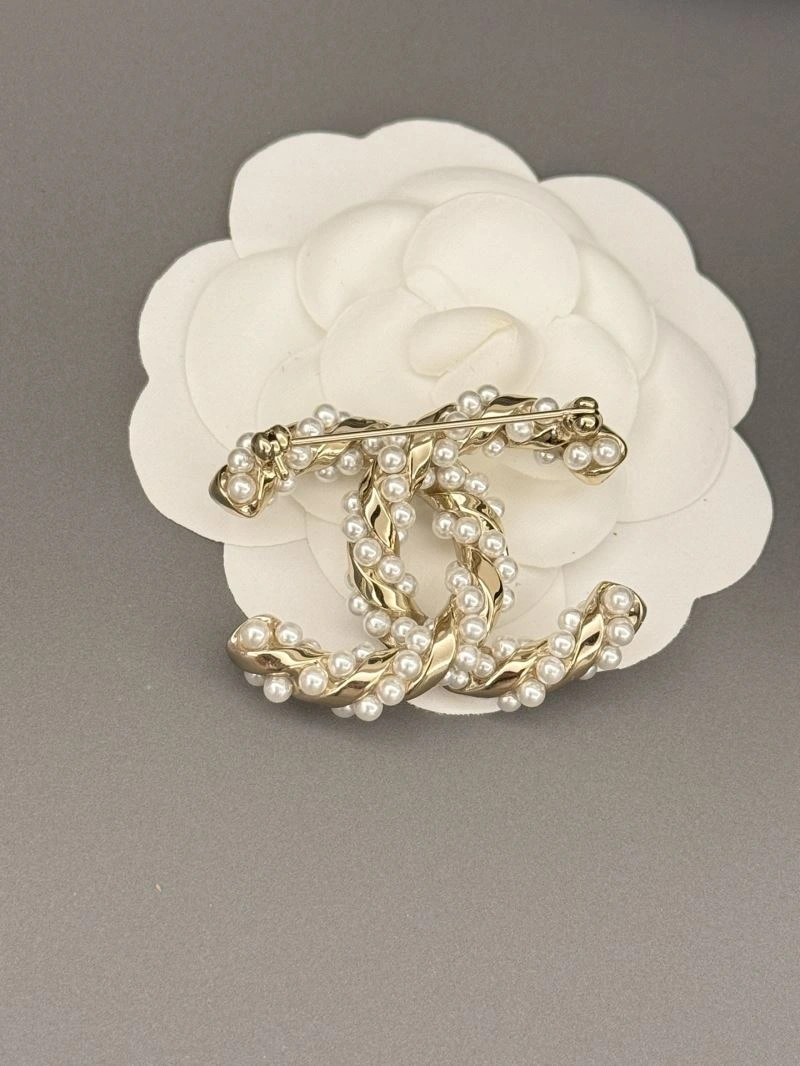 Chanel Brooches Upgraded 232336