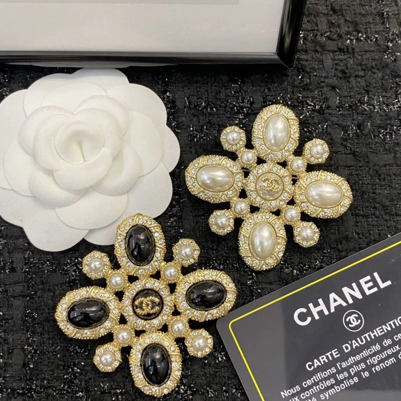 Chanel Brooches Trendy 232430