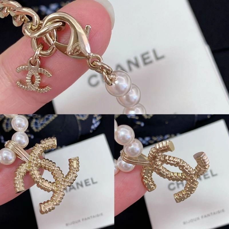Chanel Brooches TechFriendly 232333