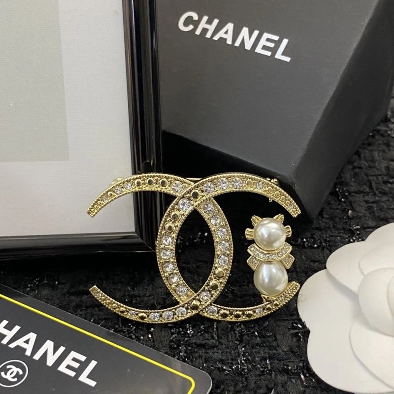 Chanel Brooches Resilient 232358