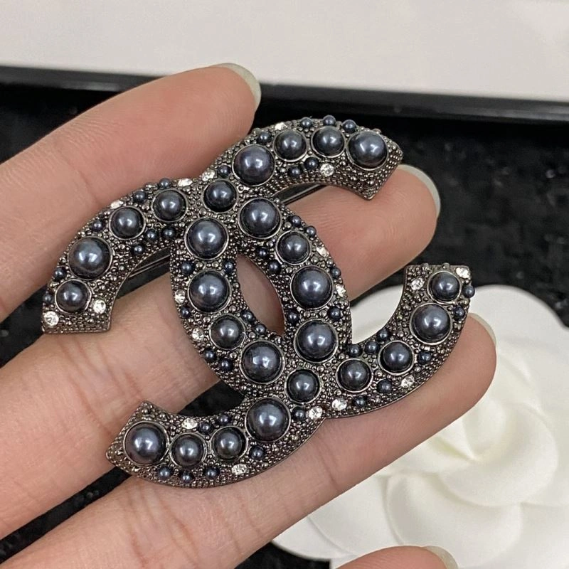 Chanel Brooches Premium 232318