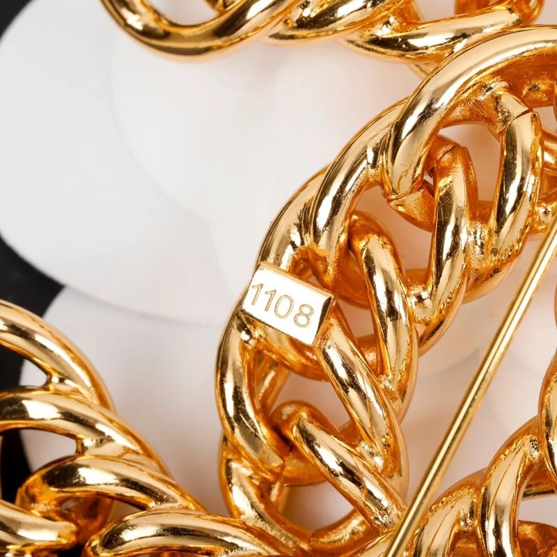 Tailored Chanel Brooches 232321