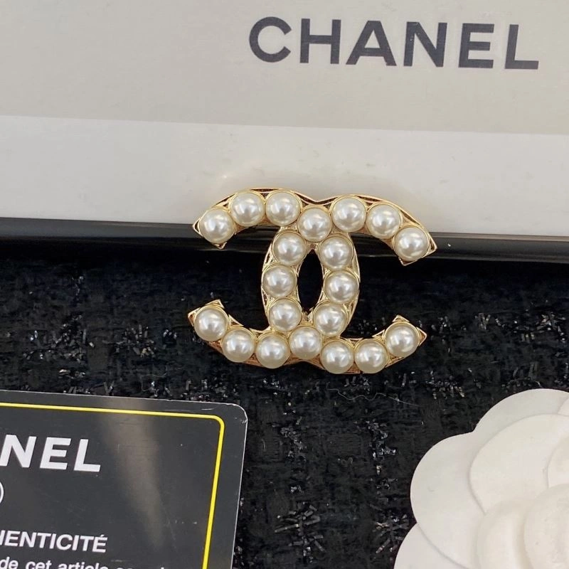 Chanel Brooches Lightweight 232322