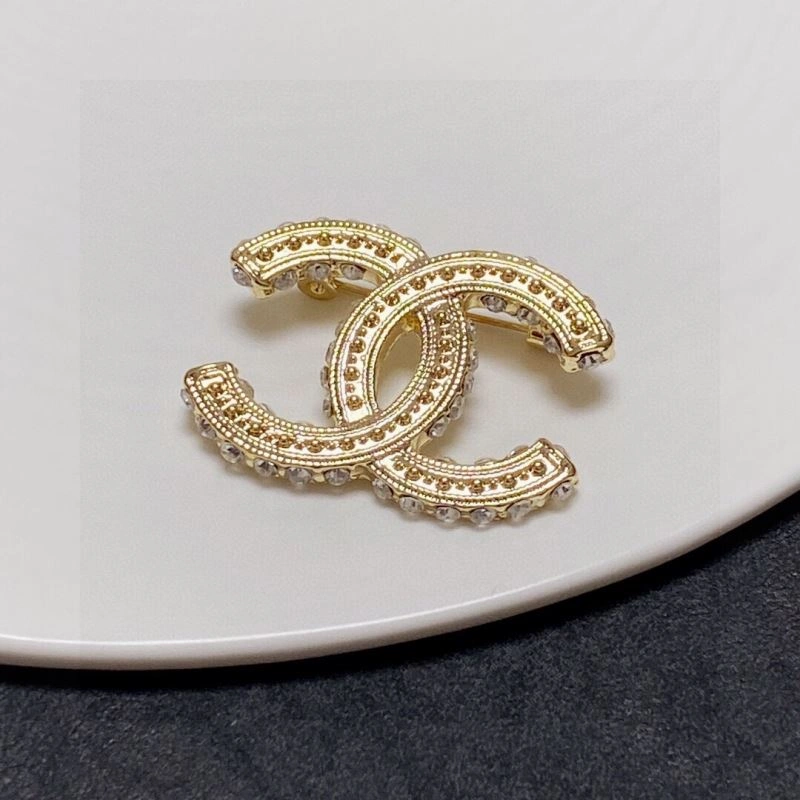 Soft Chanel Brooches 232327