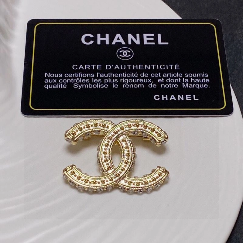Soft Chanel Brooches 232327