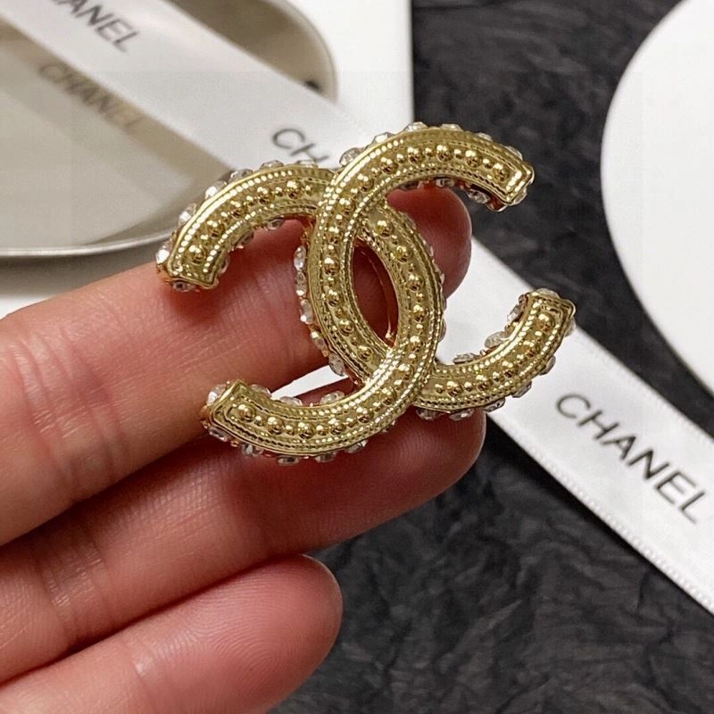 Soft Chanel Brooches 232327