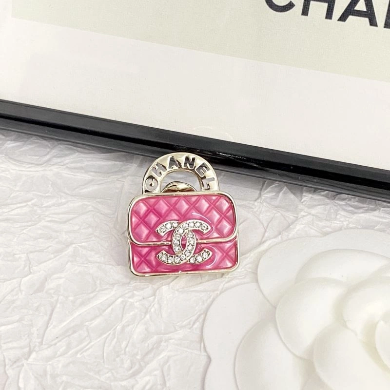 Neat Chanel Brooches 232311