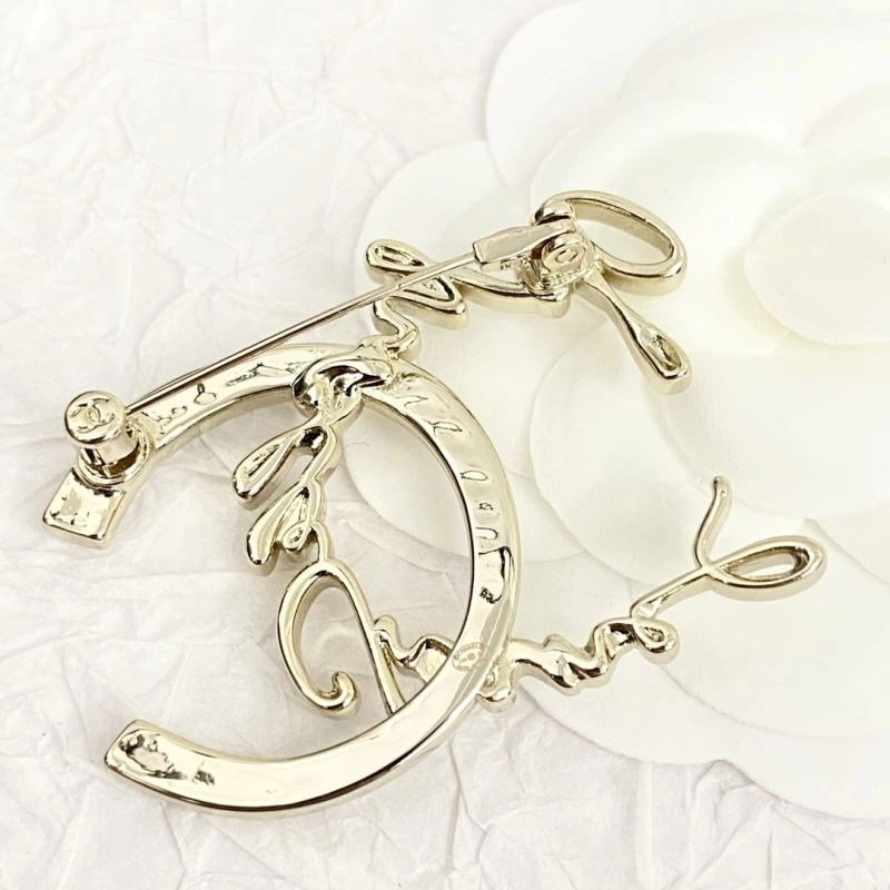 AllSeason Chanel Brooches 232313