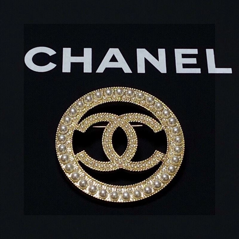Chanel Brooches DailyWear 231970