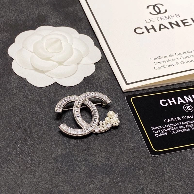 Chanel Brooches Chic 231935