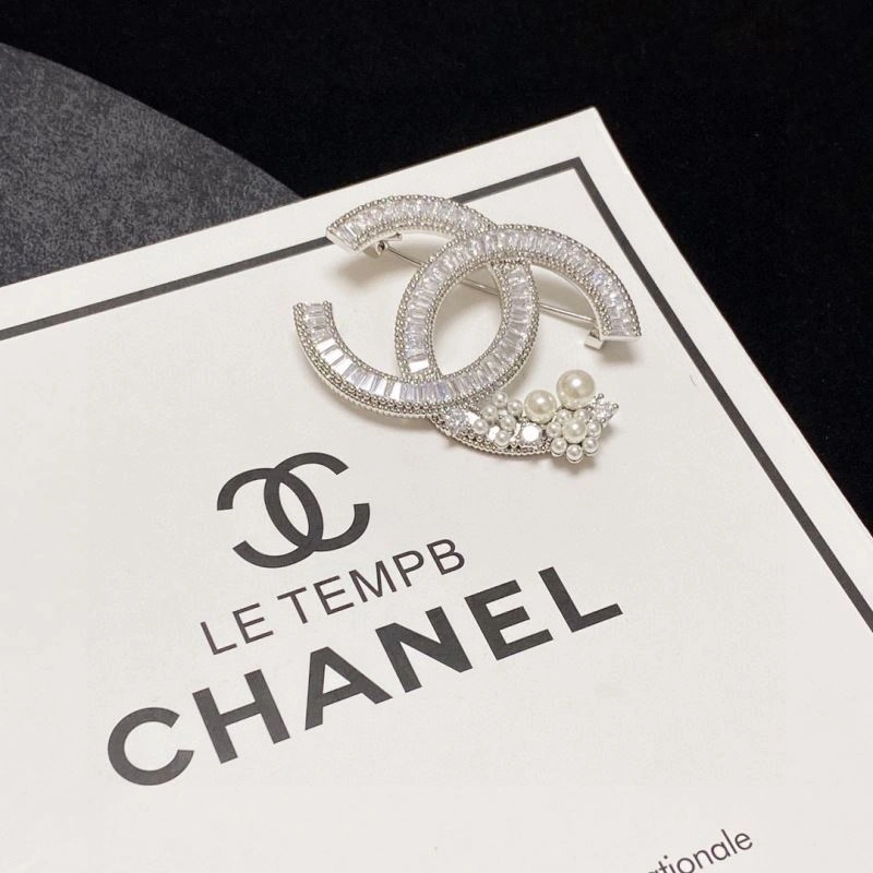 Chanel Brooches Chic 231935