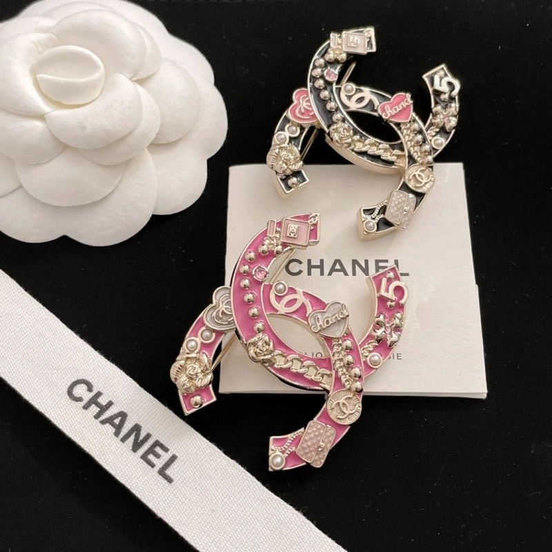 HighPerformance Chanel Brooches 231939
