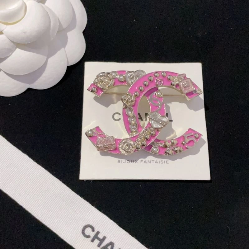 HighPerformance Chanel Brooches 231939
