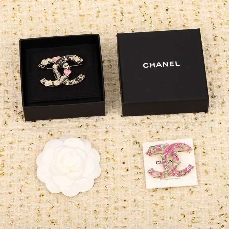 UrbanStyle Chanel Brooches 231934